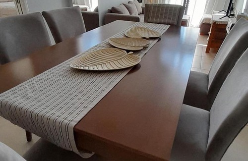 Rio Cuarto Apartamento | Apart Margarita, 1 dormitorio con balcón y cochera