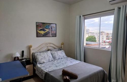 Santo Angelo Apartamento | Apart próximo a Unimed, Catedral e HSA de 2 quartos com 2 Ar-cond, mini-Academia e garagem no Centro-sul