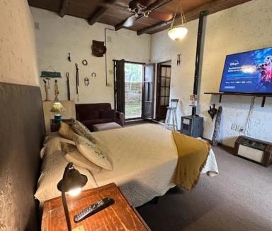 Rio Ceballos Apartamento | Apart Suite Rural, hidromasajes doble, pileta, Grupo Cabaña La Triada