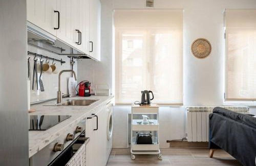 San Martin del Rey Aurelio Apartamento | Apartamento en Sotrondio cerca del río Nalón