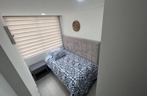 Bogota Apartamento | Apartaestudio amoblado, Edificio avanzzare T1 604