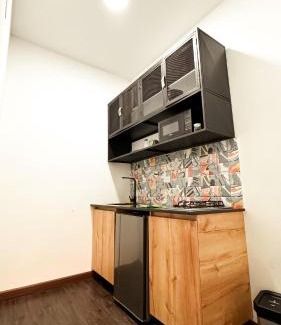 El Poblado Apartamento | Apartaestudio amueblado en Poblado FRN106 By Roots Rentals
