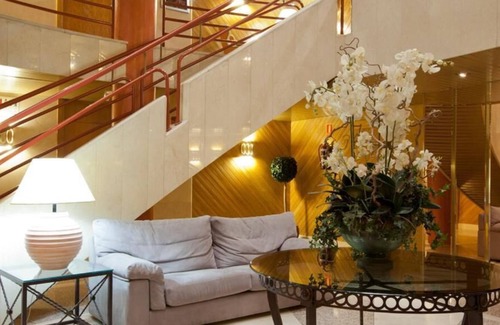 Moncloa - Arguelles Hotel | APARTAHOTEL ROSALES