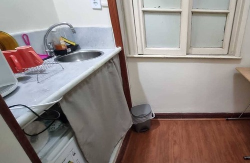Centro Apartamento | Apartamento Espaçoso na Cinelândia - Centro RJ. Metrô na Porta, VLT e Ônibus