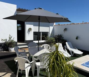 Chiclana de la Frontera Casa | Apartamento con piscina y jardín