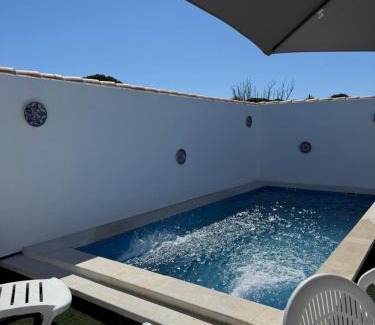 Chiclana de la Frontera Casa | Apartamento con piscina y jardín