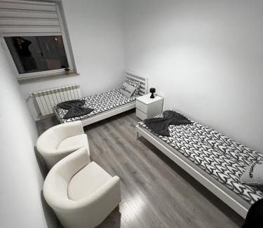 Ostrowiec Swietokrzyski Apartamento | Apartament Rodzinny 2 Ostrowiec Świętokrzyski