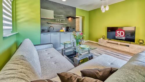 Swieradow-Zdroj Apartamento | Apartament 18 Resort Izerski obok Sky Walk z ogólnodostępną sauną - 5D Apartments