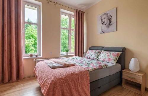 Brzezinka Apartamento | Apartament 45m2 - Sunny&Quiet - VERY CLOSE to Auschwitz Museum !