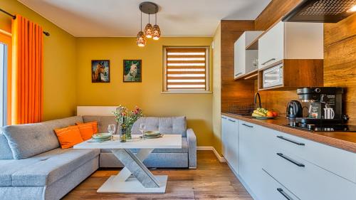 Swieradow-Zdroj Apartamento | Apartament 9 Resort Izerski obok Sky Walk z ogólnodostępną sauną - 5D Apartments