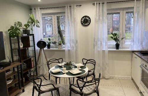 Zabrze Apartamento | Apartament Błogi Sen III - komfortowy nocleg w spokojnej lokalizacji