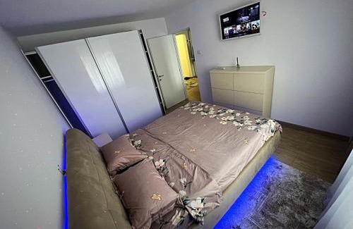 Botosani Apartamento | Apartament cu 3 camere De Lux aproape de Cornisa Aquapark vizavi de Carrefour