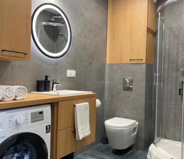Gorzow Wielkopolski Apartamento | Apartament Dekerta garaż, duży taras, smart tv
