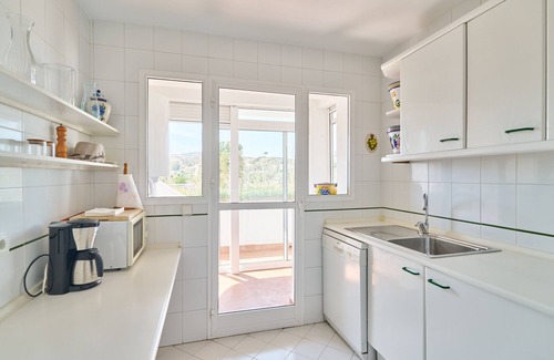 Las Lagunas Apartamento | Apartment for Golf in Mijas