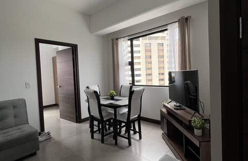 Colonia Bella Aurora Apartamento | Apartamento con la Mejor Vista de Guatemala