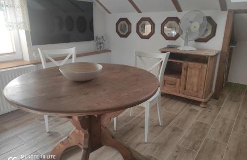 Mokronos Gorny Apartamento | Apartament Jesionek agroturystyka