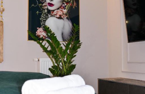 Cedzyna Apartamento | Apartament Leśny No 63 nad Zalewem z KOMINKIEM , GARAŻ w cenie