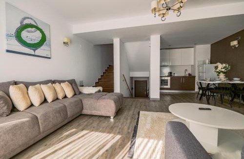 Poiana Brasov Apartamento | Apartament lux Poiana Brasov B23