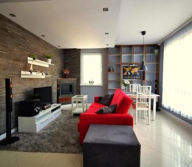 Rumia Apartamento | Apartament Morski z ogródkiem
