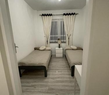 Kostrzyn Apartamento | Apartament na Miłej