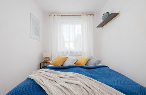 Piaseczno Apartamento | Apartament na Parterze z Parkingiem i Biurkiem do Pracy Zdalnej w Piasecznie by Noclegi Renters