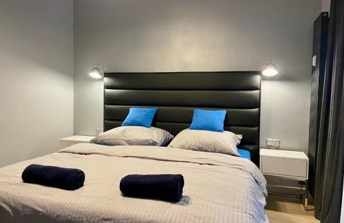 Serock Apartamento | Apartament Navy Blue z tarasem