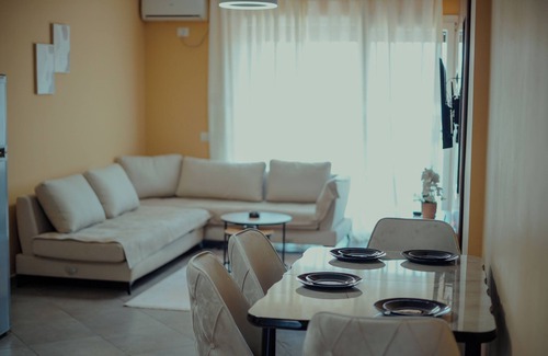 Tirana Apartamento | Apartament near centre 7 minutes walk to skanderbeg square
