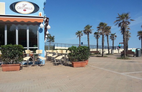 San Giuliano a Mare Apartamento | Apartment on the beach with big balcony in San Giuliano Mare di Rimini