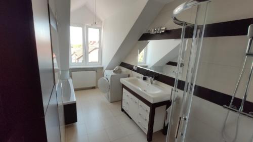 Kielce Apartamento | Apartament Prosta Kielce KLIMATYZACJA Netflix