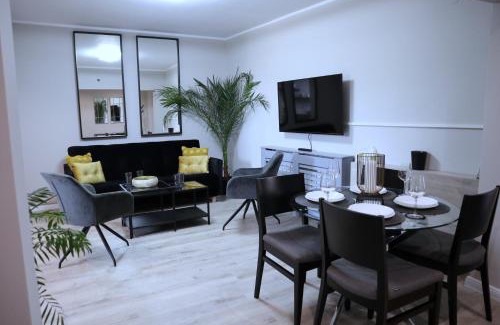 Dej Apartamento | Apartament Royal