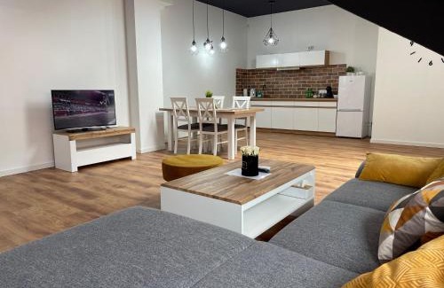 Bochnia Apartamento | Apartament Rynek 13 z parkingiem - Centrum Bochni