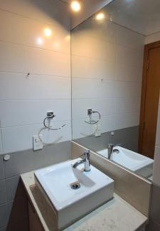 Colonia del Sacramento Apartamento | Apartamento en Altos del Virrey con vista al mejor atardecer