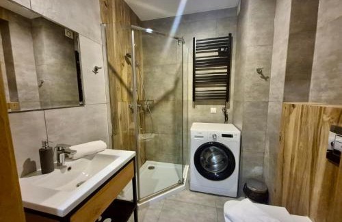 Szczyrk Apartamento | Apartament Widokowy Szczyrk - z darmowym parkingiem i balkonem z widokiem na stok- BestRooms