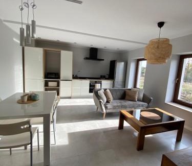Ruda Slaska Apartamento | Apartament z widokiem na pole