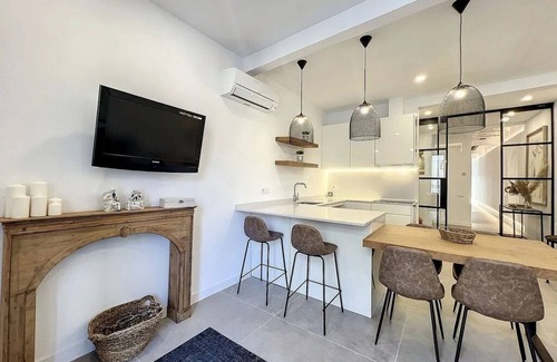 Carvoeira Apartamento | Apartamento 2 quartos, varanda ,ar condicionado