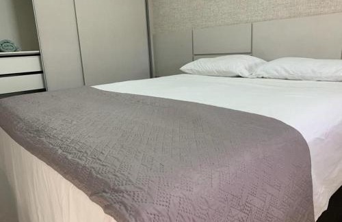 Setor Bueno Apartamento | Apartamento 2Q Próximo ao Albert Einstein EC1003