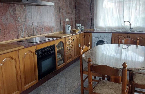 Mos Apartamento | apartamento a 10 min. del centro de Vigo, ideal para conocer Galicia