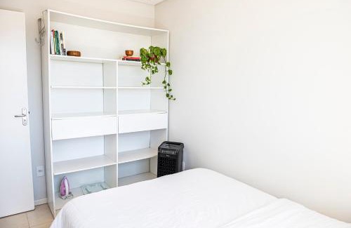 Vila Nova Apartamento | Apartamento a 500m da Praia com Vista do Mar, Ar-Condicionado, Churrasqueira, Rede de Descanso e Cozinha Completa