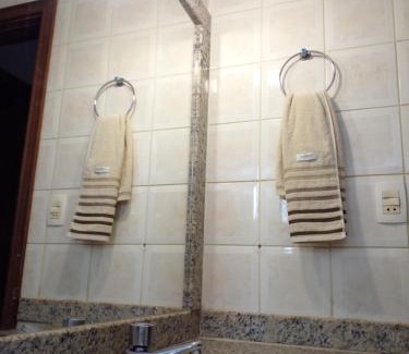 Morada da Colina Apartamento | Apartamento Aconchegante com Estacionamento