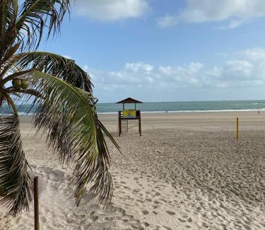 Sao Luis Apartamento | Apartamento amplo perto da Praia da Litorânea - Carmona Temporadas