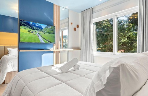 Quinta da Serra Apartamento | Apartamento Bellagio 2 Suítes e Piscina by Achei