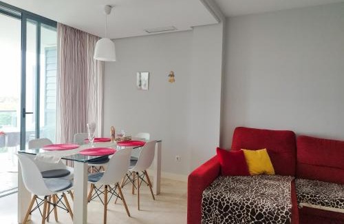 Les Deveses Apartamento | Apartamento bonito - playas las Deveses