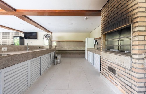 Pinheiros Apartamento | Apartamento em Pinheiros SP - Piscina Aquecida - Aconchegante e Luxuoso - Metrô