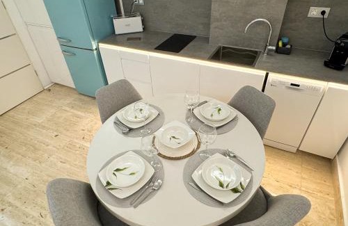 La Saidia Apartamento | Apartamento céntrico cerca de Torres de Serrano y Viveros