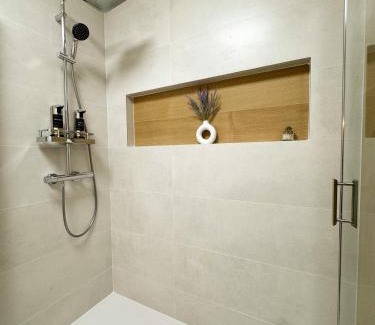 La Saidia Apartamento | Apartamento céntrico cerca de Torres de Serrano y Viveros