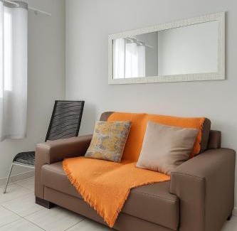 Segismundo Pereira Apartamento | Apartamento c Ar condicionado 5 minutos UFU, Parque Sabia e Shopping
