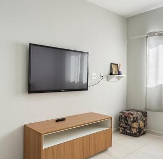 Segismundo Pereira Apartamento | Apartamento c Ar condicionado 5 minutos UFU, Parque Sabia e Shopping