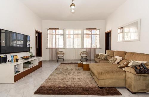 Catete Apartamento | Apartamento c WiFi a 900m da Praia do Flamengo RJ