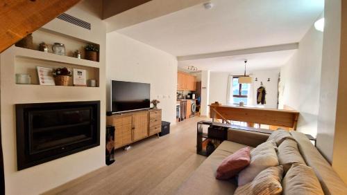Sallent de Gallego Apartamento | Apartamento centro de Sallent con WIFI