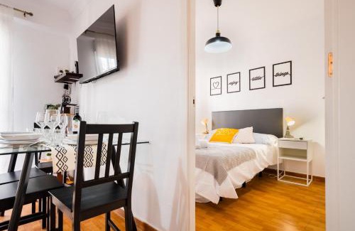 San Roque Apartamento | APARTAMENTO CERCA DEL CENTRO Y ESTACION DE TREN,PARKING PRIVADO GRATIS, BICIS GRATIS